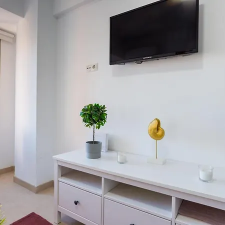 Mp7 Renovated Right On The 700 Meters Away From Old Town Apartment