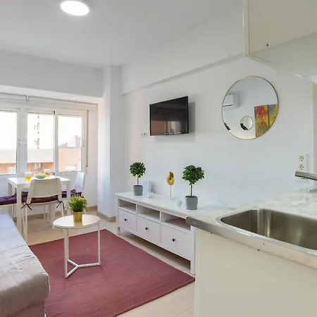 Mp7 Renovated Right On The 700 Meters Away From Old Town Appartamento *